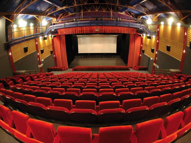 Ax Les Thermes Salle Cinema